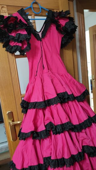 Vestido Flamenco Rosa y Negro