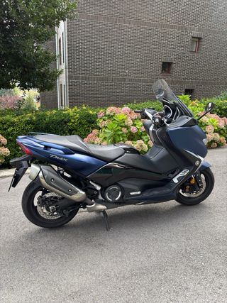 Yamaha TMAX 530 DX