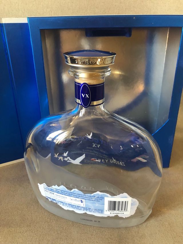 Vodka Grey Goose - Botella con caja