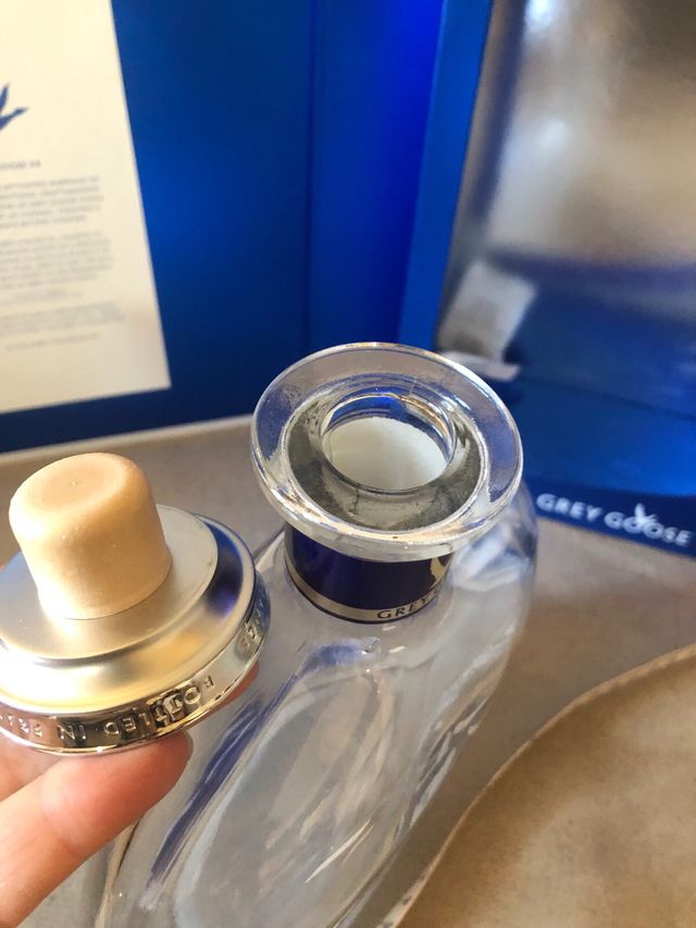 Vodka Grey Goose - Botella con caja