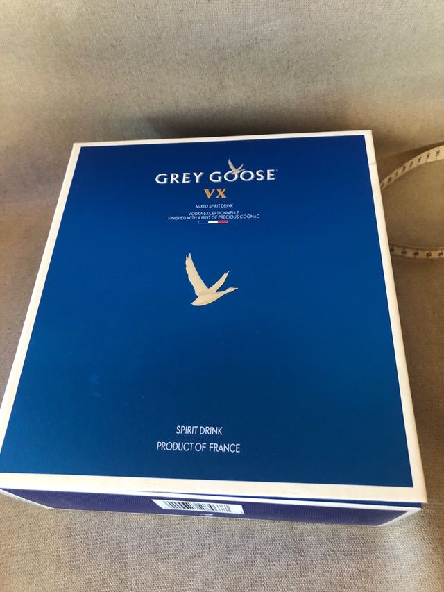 Vodka Grey Goose - Botella con caja