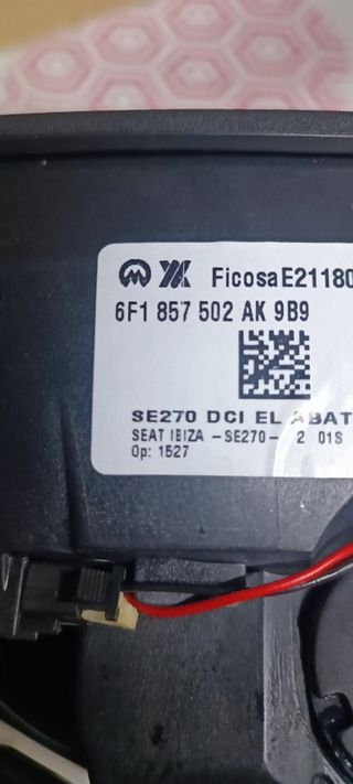 Retrovisor derecho Seat Ibiza 6F (2017–2021)