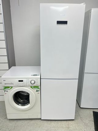 Pack Lavadora LG 7kg + Nevera Saivod