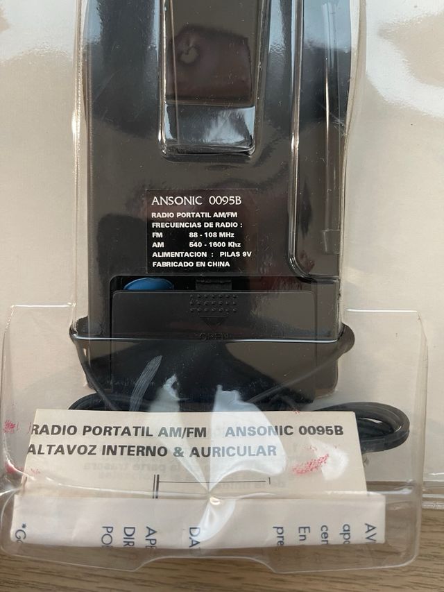 Radio vintage Ansonic años 90 sin abrir