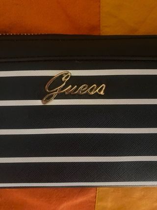 Portafoglio Guess a righe