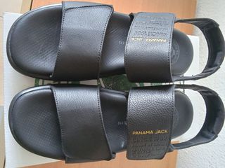 Sandalias Panama Jack Piel 43
Modelo Russell C1