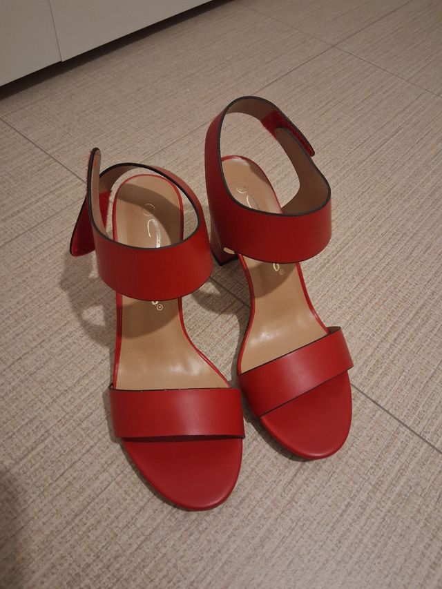Sandali rossi tacco comodo 39