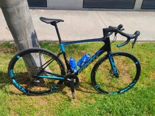 Bicicleta carretera Giant Defy