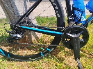 Bicicleta carretera Giant Defy