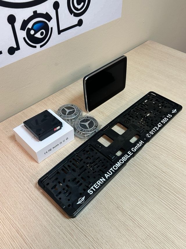 Pantalla Mercedes + Accesorios Ref:400MC