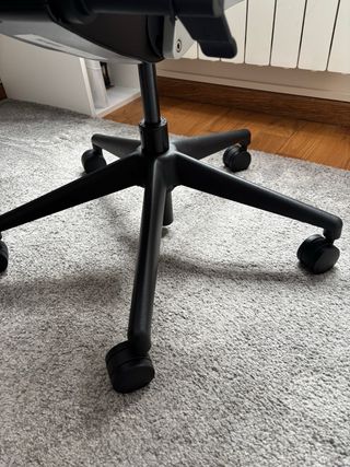 Silla oficina giratoria gris