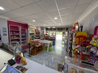 Traspaso negociable en Triana tienda de alimentaci