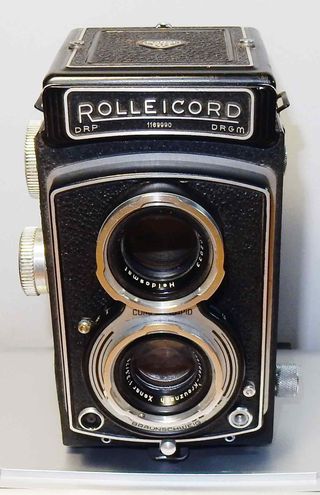 1630-Cámara ROLLEICORD III -Xenar 3.5/75 mm-funda