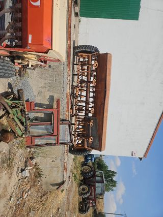 Sembradora SOLA usada