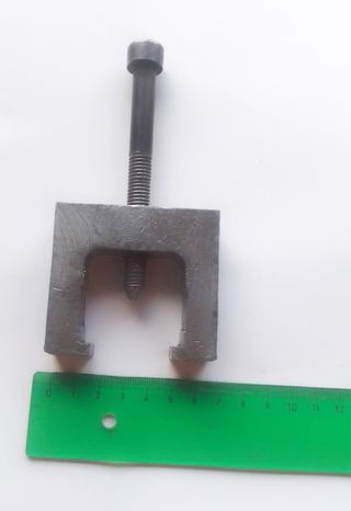 EXTRACTOR DE RODAMIENTOS.
