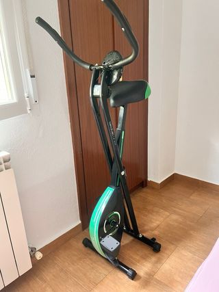 Bicicleta estática Cecotec plegable