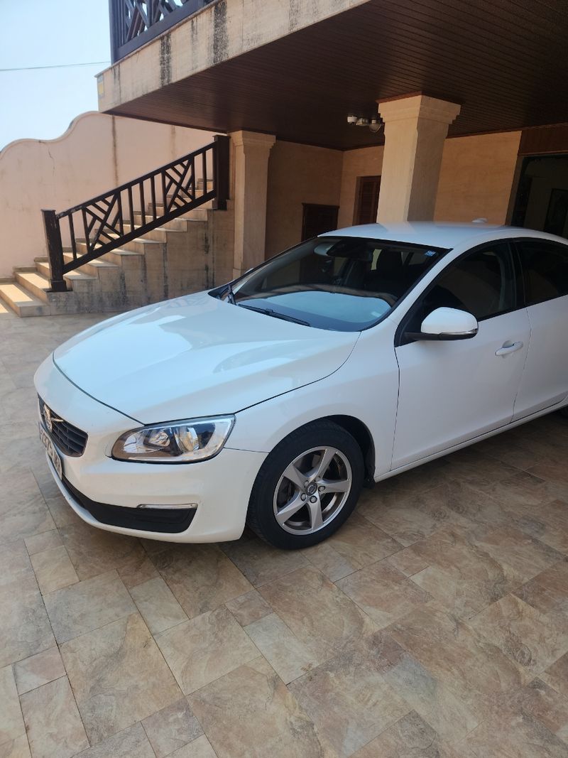 Volvo S60 2016 - foto 1