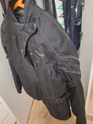 Chaqueta moto mujer Sin Estrenar talla M.