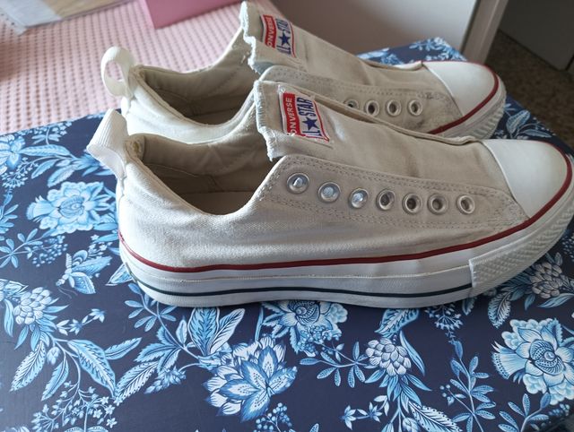 Zapatillas Converse beige sin cordones
