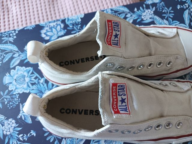 Zapatillas Converse beige sin cordones