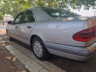 Mercedes-Benz Clase E 1998