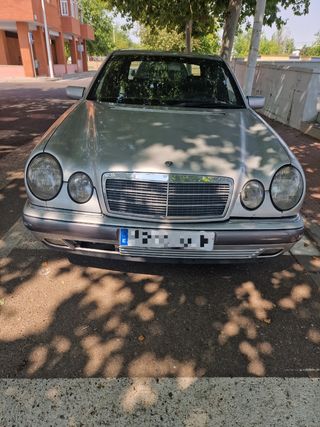Mercedes-Benz Clase E 1998