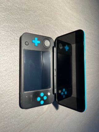 Nintendo 2DS XL Negra & Azul
