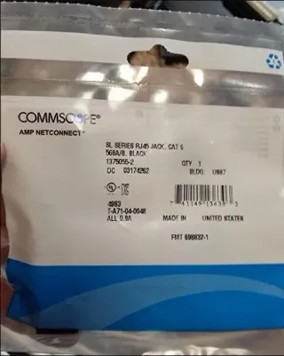 Conector Hembra RJ45 Cat6 - COMMSCOPE