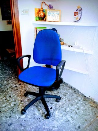 Silla oficina giratoria azul o roja