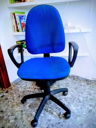 Silla oficina giratoria azul o roja