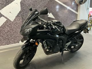 Yamaha Fazer FZ6 S2 - Moto