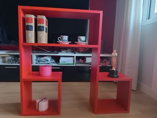Estantería roja - Librería