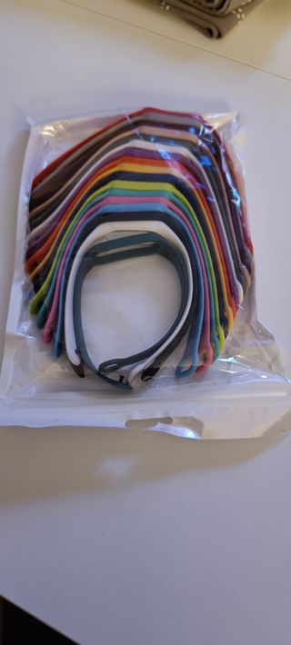 Xiaomi Mi Band 6 + 17 pulseras colores