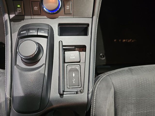 Lexus CT 1.8 200h Business