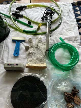 Acuario 200L - Filtro y accesorios