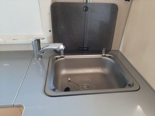 Peugeot Boxer camperizada con motor nuevo