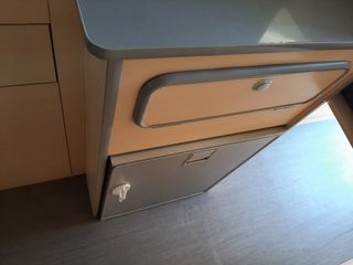 Peugeot Boxer camperizada con motor nuevo