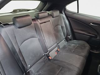 Lexus UX 2.0 250h Business Navigation