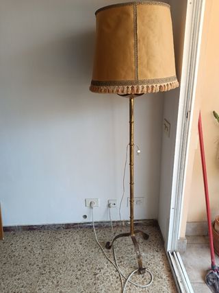 Lampara antigua dorada