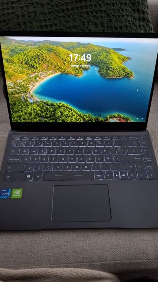 Portátil MSI Modern 14 B11SB
