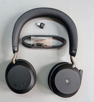Auriculares Jabra Evolve2 75