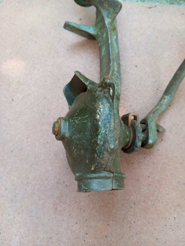 Picadora manual antigua. Vintage, colección