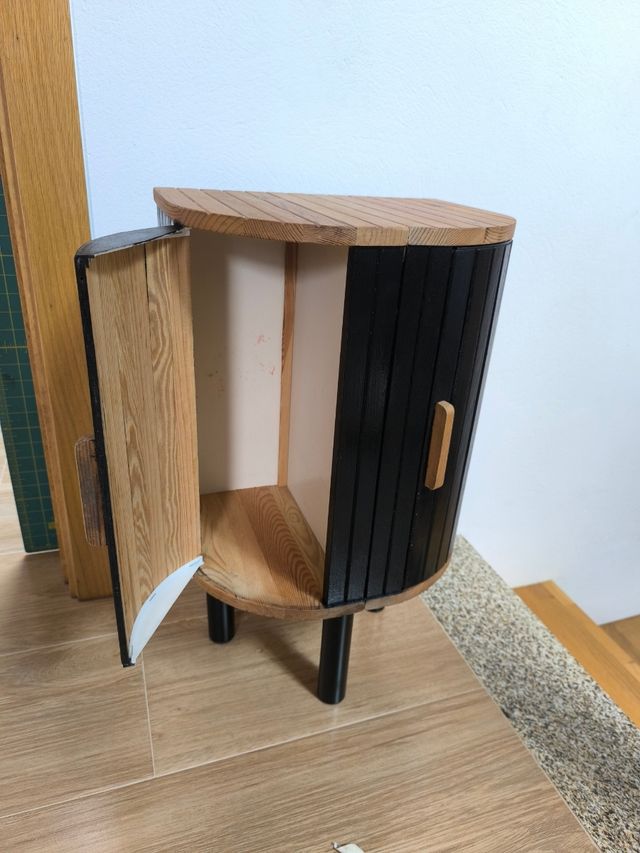 Mesita noche madera negra-marrón