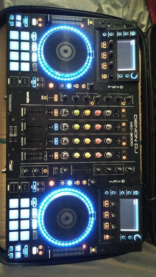 Denon DJ MCX8000