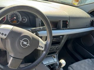 Opel Vectra 2003