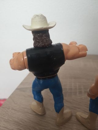 2 Figuras WWF Hasbro hermanos bart y billy gunn