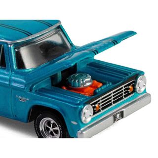 Graveyard Carz | Plymouth GTX + Dodge D-200 | 1/64