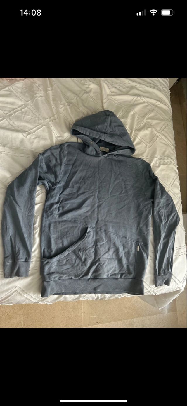 Sudadera azul capucha