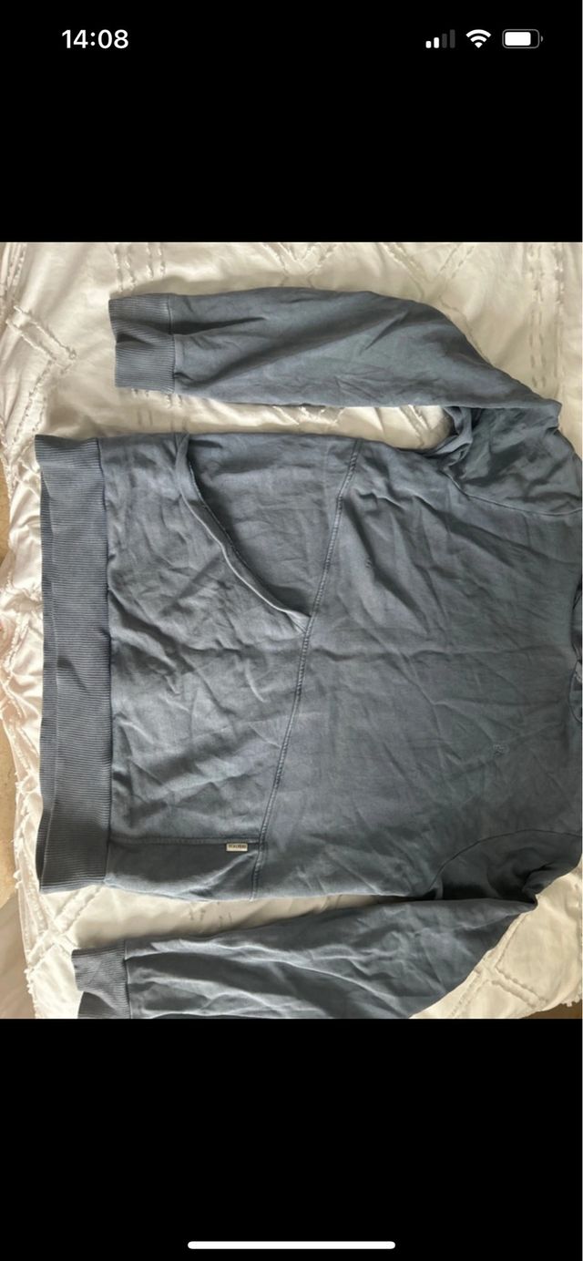 Sudadera azul capucha