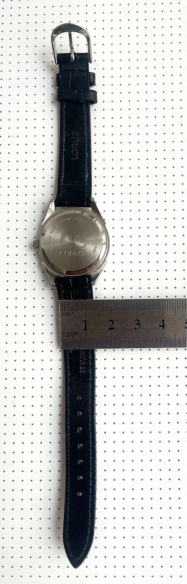 Reloj Lorus mujer,como nuevo






